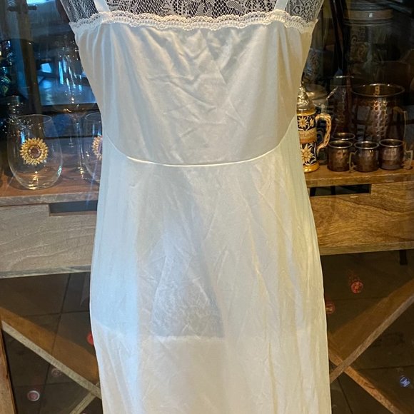 Vintage Shadowline Ivory full Slip Size 36 - Picture 4 of 5